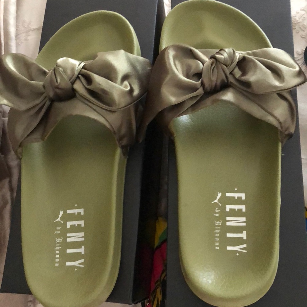 Fenty Puma Slides
